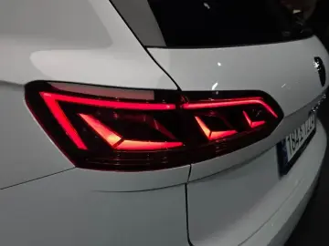 2023 Volkswagen Touareg с пробегом 37 104 км
