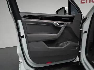 2023 Volkswagen Touareg с пробегом 37 104 км
