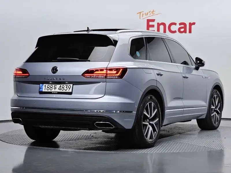 2020 Volkswagen Touareg с пробегом 111 986 км