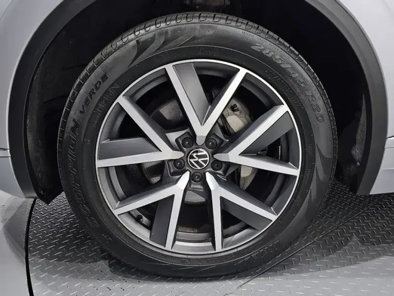 2020 Volkswagen Touareg с пробегом 111 986 км