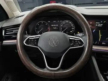 2020 Volkswagen Touareg с пробегом 111 986 км