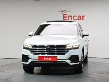 2023 Volkswagen Touareg с пробегом 96 565 км