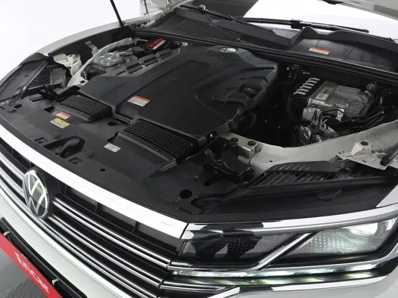 2023 Volkswagen Touareg с пробегом 96 565 км