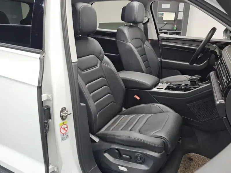 2023 Volkswagen Touareg с пробегом 96 565 км