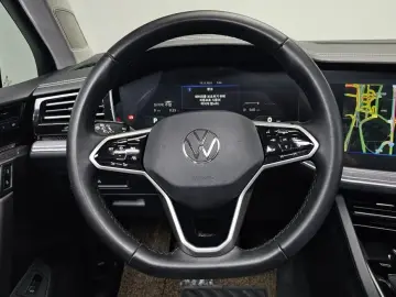 2023 Volkswagen Touareg с пробегом 96 565 км
