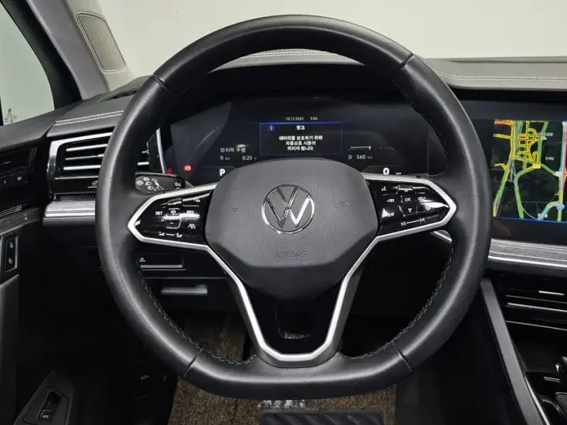 2023 Volkswagen Touareg с пробегом 96 565 км