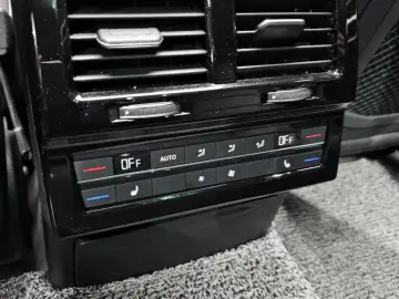 2023 Volkswagen Touareg с пробегом 28 984 км