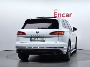 2020 Volkswagen Touareg с пробегом 96 940 км