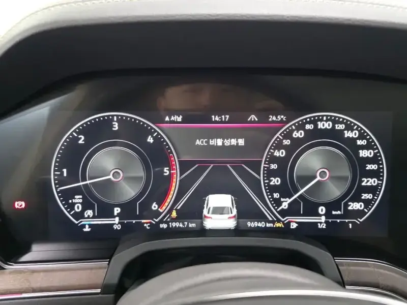 2020 Volkswagen Touareg с пробегом 96 940 км