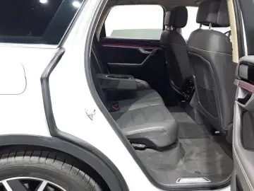 2020 Volkswagen Touareg с пробегом 96 940 км