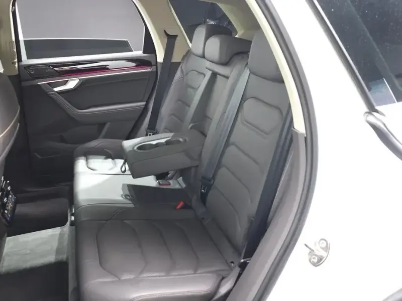 2020 Volkswagen Touareg с пробегом 96 940 км