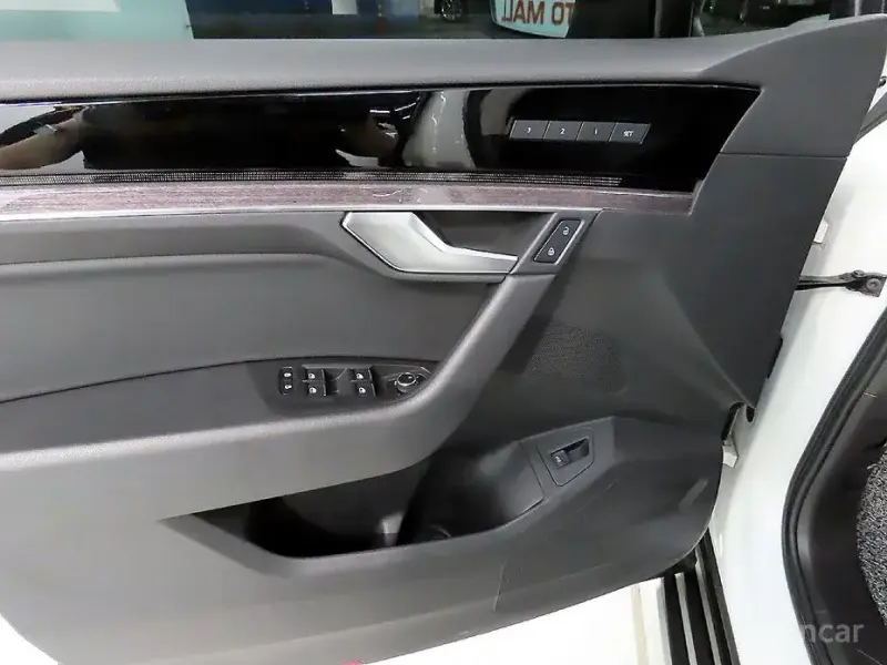 2020 Volkswagen Touareg с пробегом 160 625 км