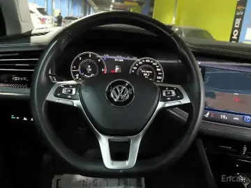 2020 Volkswagen Touareg с пробегом 160 625 км