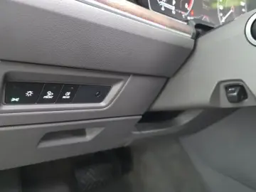 2020 Volkswagen Touareg с пробегом 96 940 км