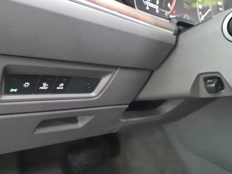 2020 Volkswagen Touareg с пробегом 96 940 км