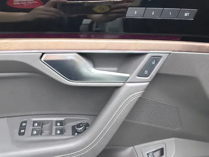 2020 Volkswagen Touareg с пробегом 96 940 км
