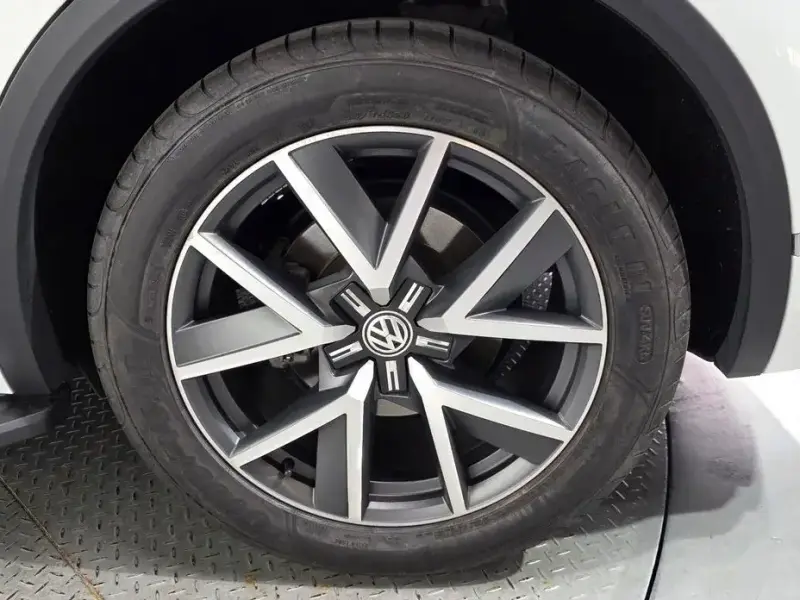 2020 Volkswagen Touareg с пробегом 96 940 км