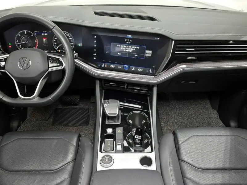 2023 Volkswagen Touareg с пробегом 41 077 км