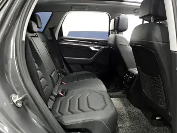 2023 Volkswagen Touareg с пробегом 41 077 км