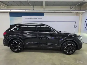 2024 Volkswagen Touareg с пробегом 15 446 км