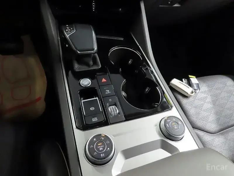 2023 Volkswagen Touareg с пробегом 37 924 км