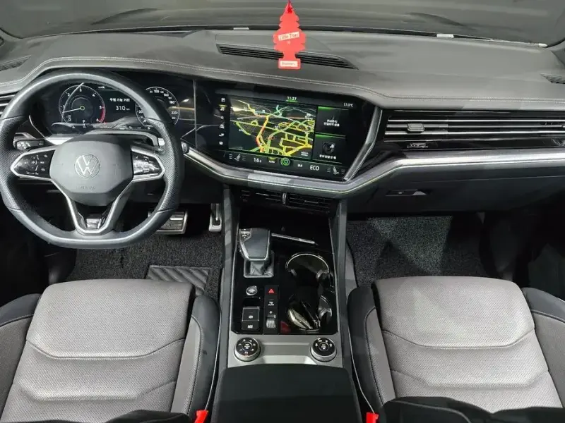 2023 Volkswagen Touareg с пробегом 43 755 км