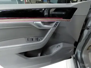 2023 Volkswagen Touareg с пробегом 37 924 км