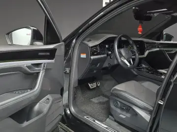 2023 Volkswagen Touareg с пробегом 43 755 км