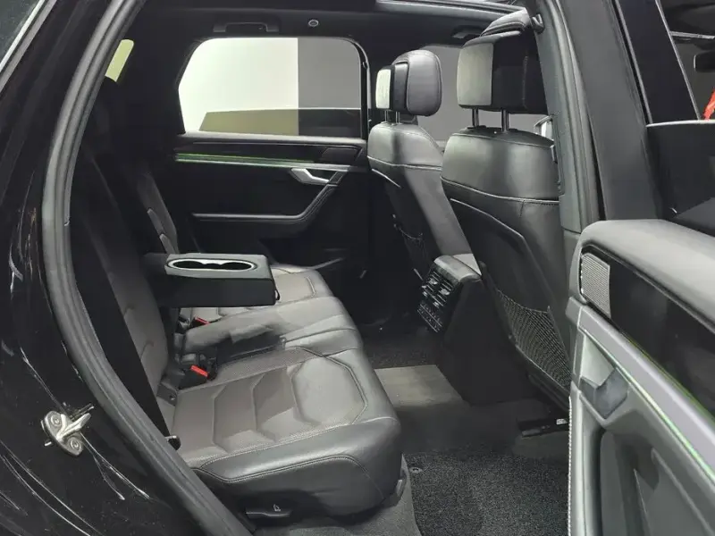 2023 Volkswagen Touareg с пробегом 43 755 км