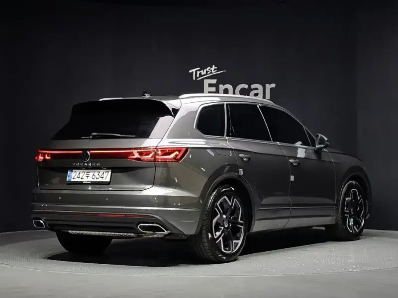 2024 Volkswagen Touareg с пробегом 26 649 км