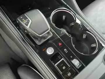 2024 Volkswagen Touareg с пробегом 26 649 км