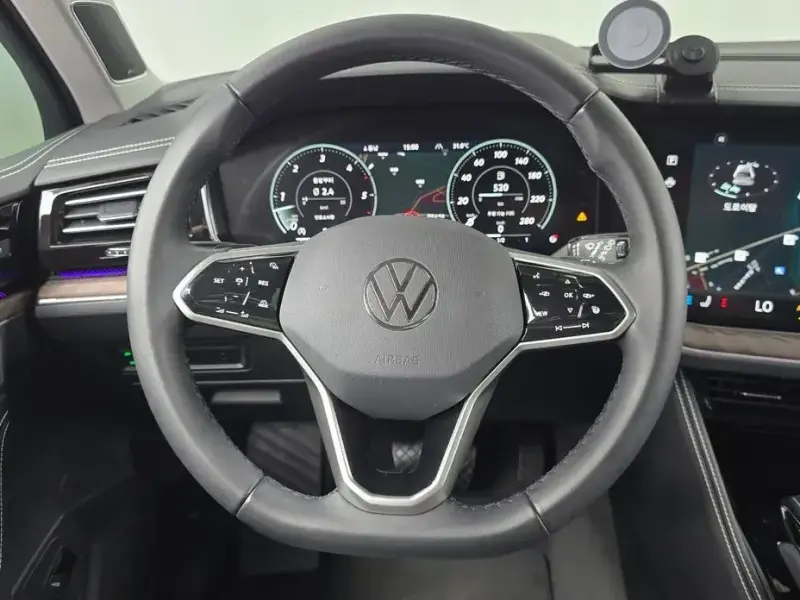 2024 Volkswagen Touareg с пробегом 26 649 км