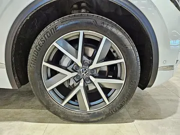 2023 Volkswagen Touareg с пробегом 67 400 км