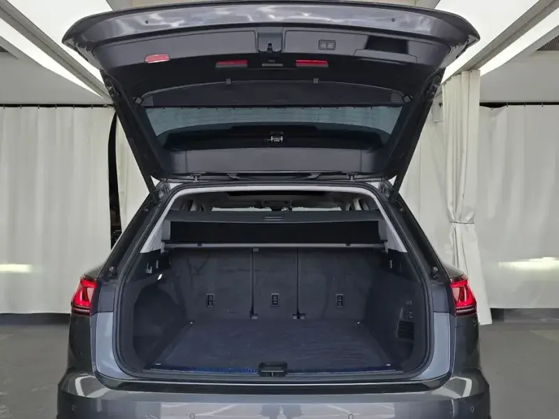 2024 Volkswagen Touareg с пробегом 26 649 км