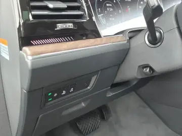 2024 Volkswagen Touareg с пробегом 26 649 км
