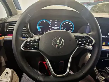 2024 Volkswagen Touareg с пробегом 38 069 км