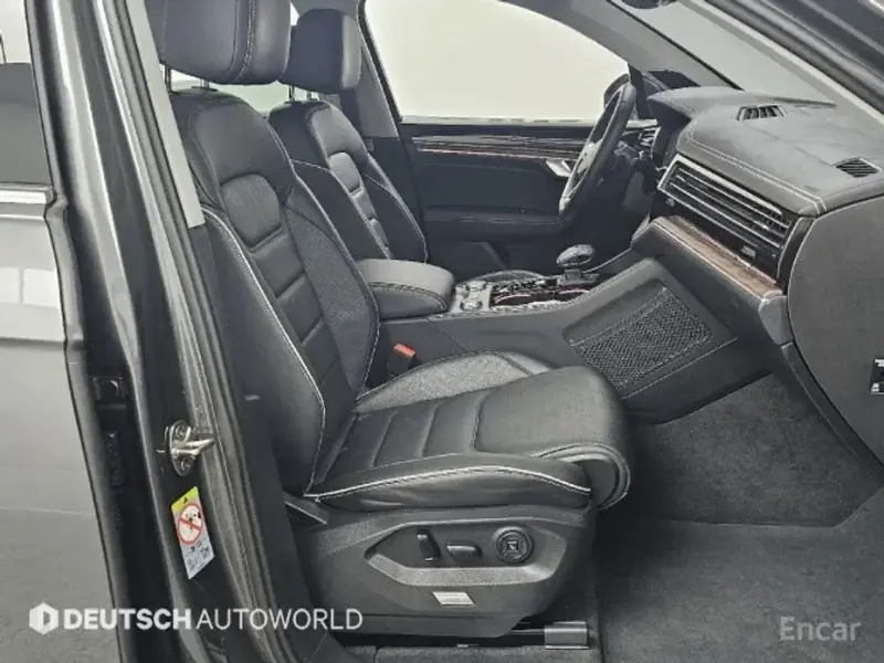 2024 Volkswagen Touareg с пробегом 23 636 км