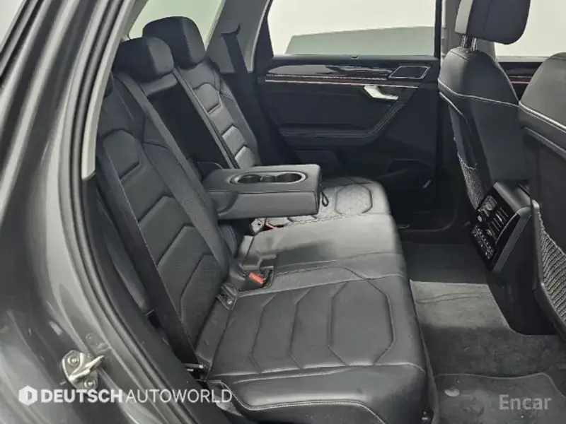 2024 Volkswagen Touareg с пробегом 23 636 км