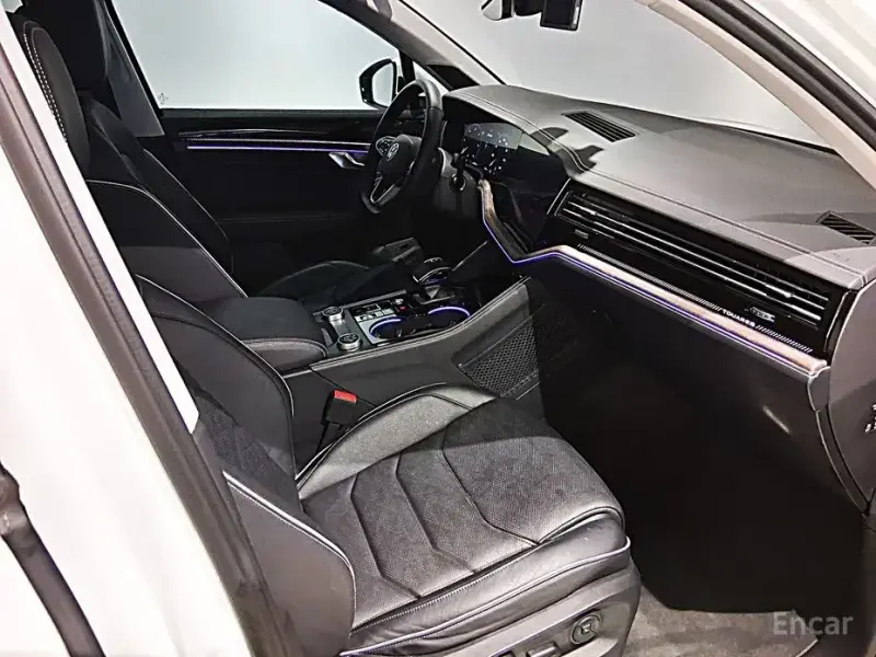 2024 Volkswagen Touareg с пробегом 19 296 км