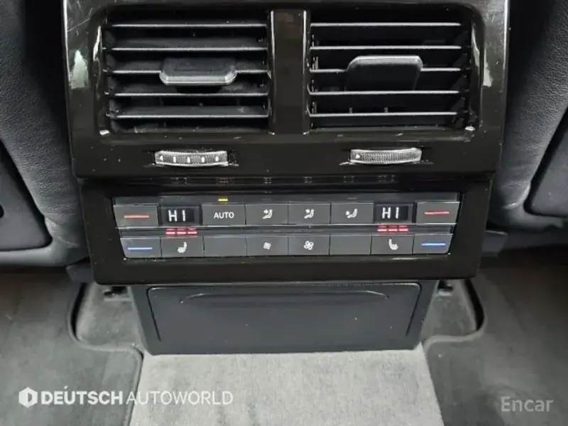2024 Volkswagen Touareg с пробегом 23 636 км