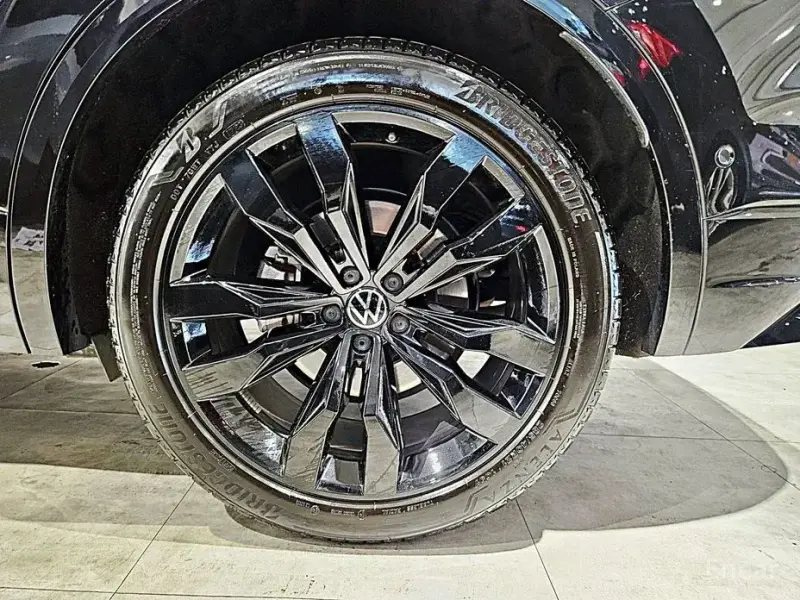 2023 Volkswagen Touareg с пробегом 26 108 км