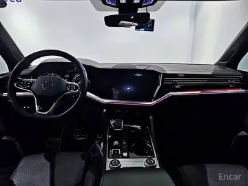 2023 Volkswagen Touareg с пробегом 26 108 км