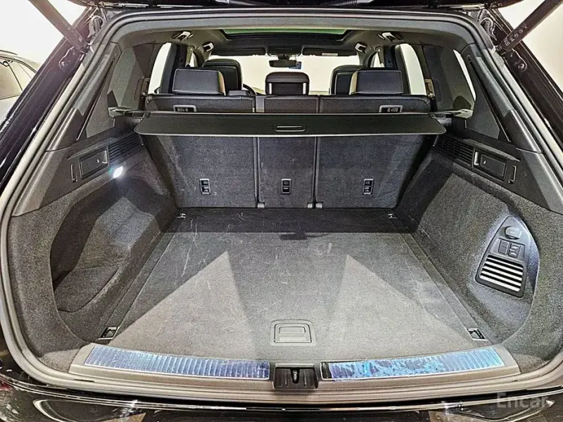 2023 Volkswagen Touareg с пробегом 26 108 км