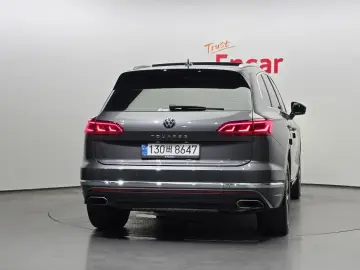 2023 Volkswagen Touareg с пробегом 51 716 км