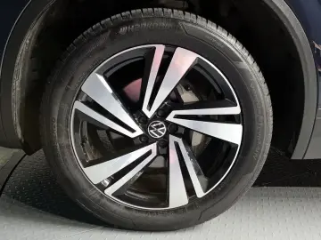 2023 Volkswagen Touareg с пробегом 29 723 км
