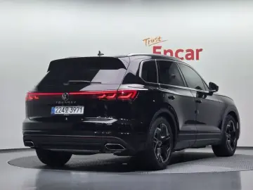 2024 Volkswagen Touareg с пробегом 26 154 км