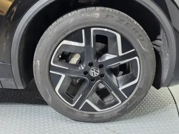 2024 Volkswagen Touareg с пробегом 26 154 км