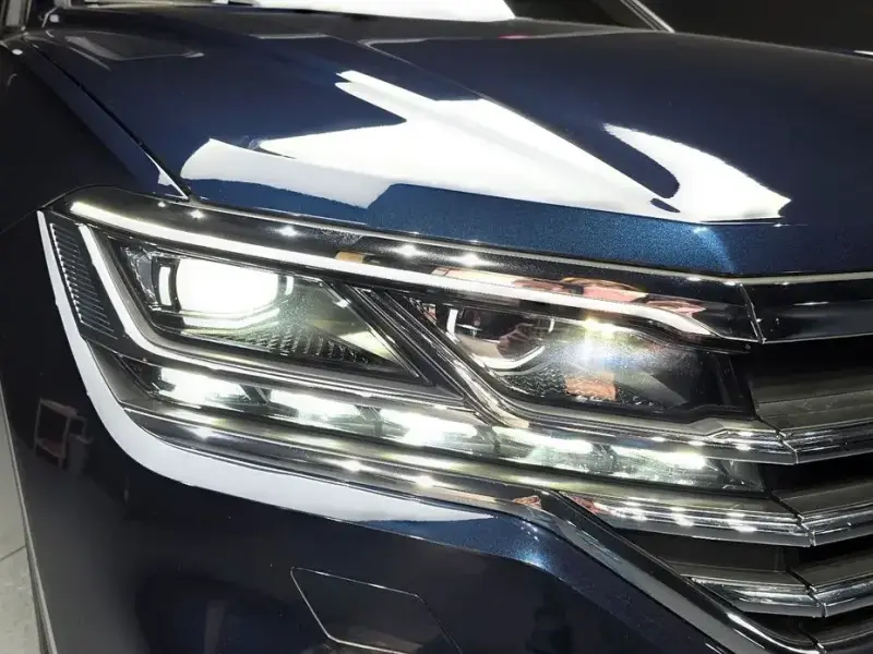 2023 Volkswagen Touareg с пробегом 29 723 км