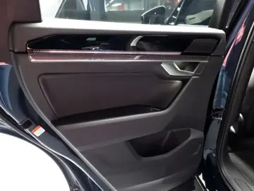 2023 Volkswagen Touareg с пробегом 29 723 км