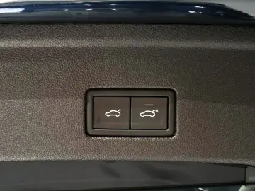 2023 Volkswagen Touareg с пробегом 29 723 км
